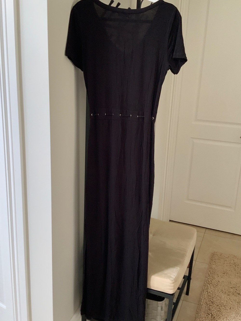 VENUS Black Lace-Up Short Sleeve Maxi Dress - Picture 2 of 3